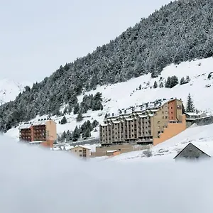 apartaments-els-llacs.andorra-la-vella-hotels.net/